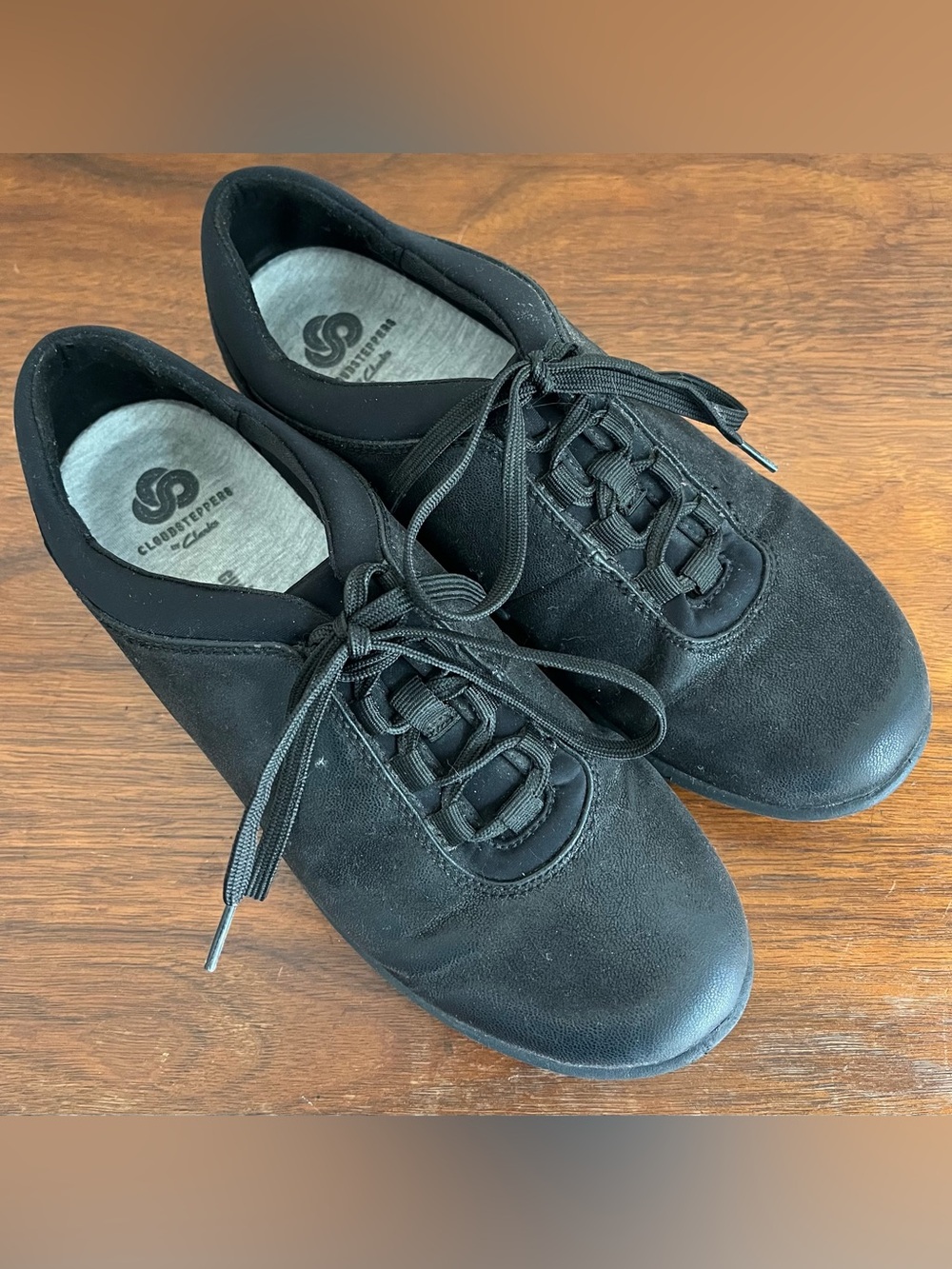 Clarks Cloudsteppers Textured Nubuck Sillian Pine Walking Shoe